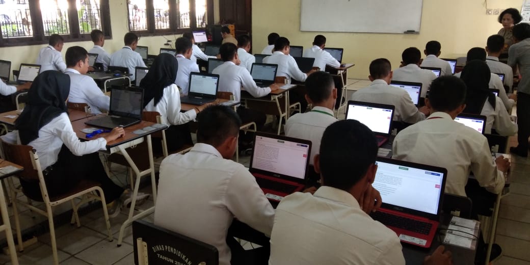 Tryout POLRI Sistem CAT: Tips Maksimalkan Skor dengan Simulasi CAT Online