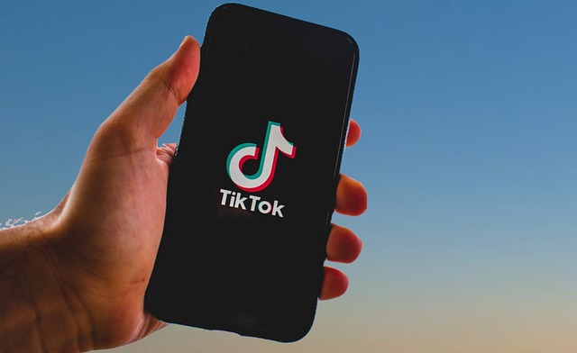 Jasa Share TikTok: Strategi Cerdas untuk Meningkatkan Jangkauan dan Engagement Video
