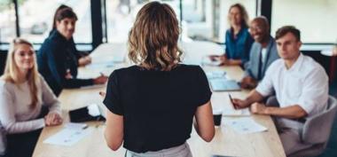 Pengembangan Diri dan Karier: Kunci Meningkatkan Potensi dan Kesuksesan