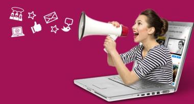 Pemanfaatan Jasa Buzzer Komentar Positif Media Sosial untuk Promosi Bisnis guna Membangun Otoritas Pasar Kontemporer