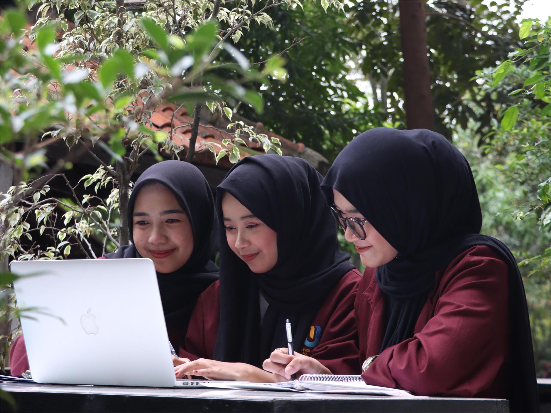 Benarkah tidak kuliah setelah SMA/SMK bisa menyesal seumur hidup? Ini Faktanya!