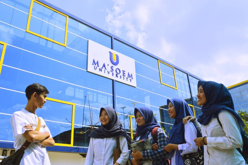 Peluang Studi Lanjut bagi Lulusan Universitas Swasta Bandung