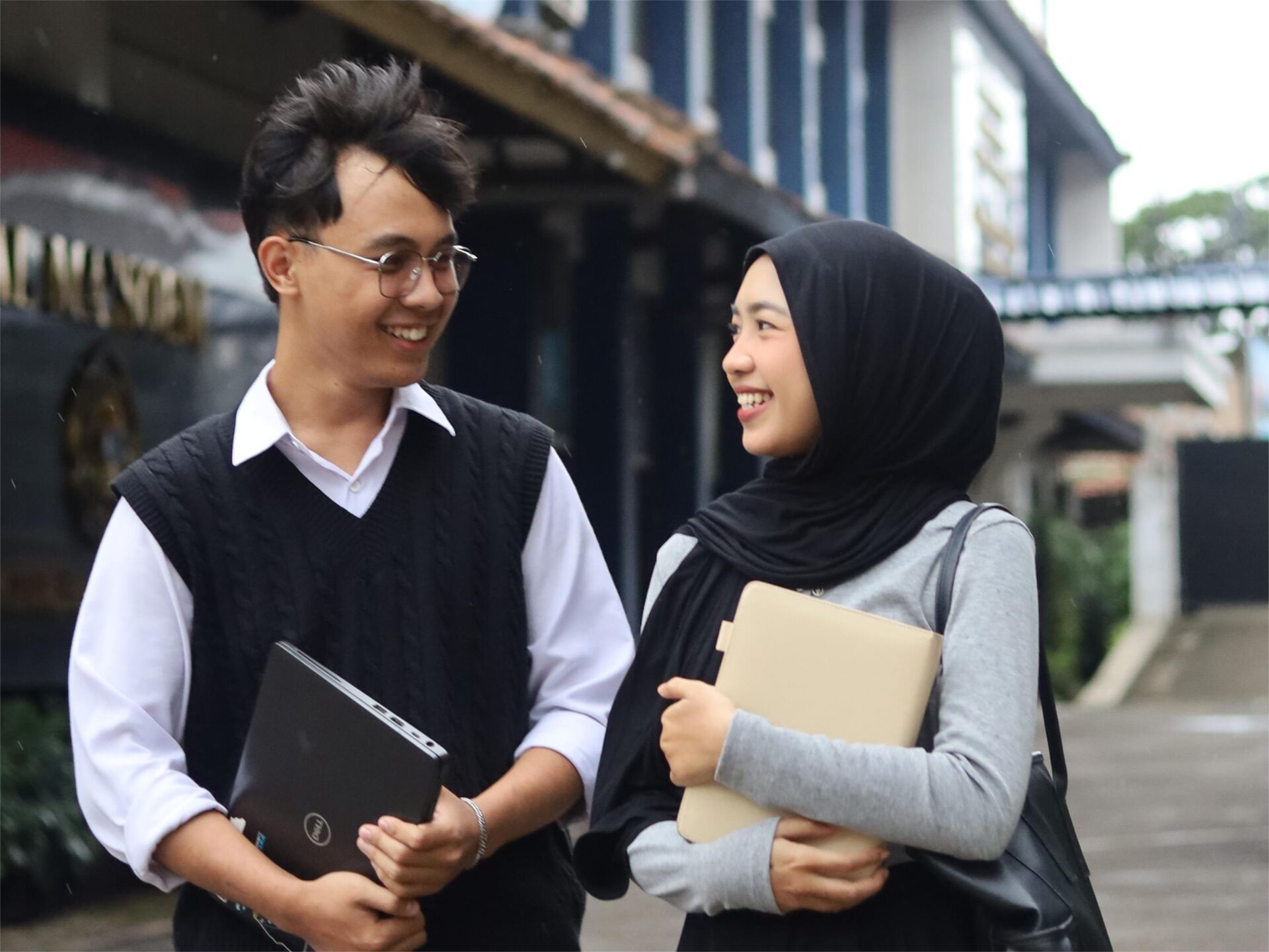 Mampukah Raih Masa Depan Digital Lewat Beasiswa Rektor S1 Sistem Informasi Bebas Biaya Kuliah Penuh