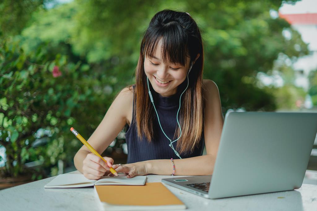 Latihan Parafrase Cepat untuk Writing Task TOEFL
