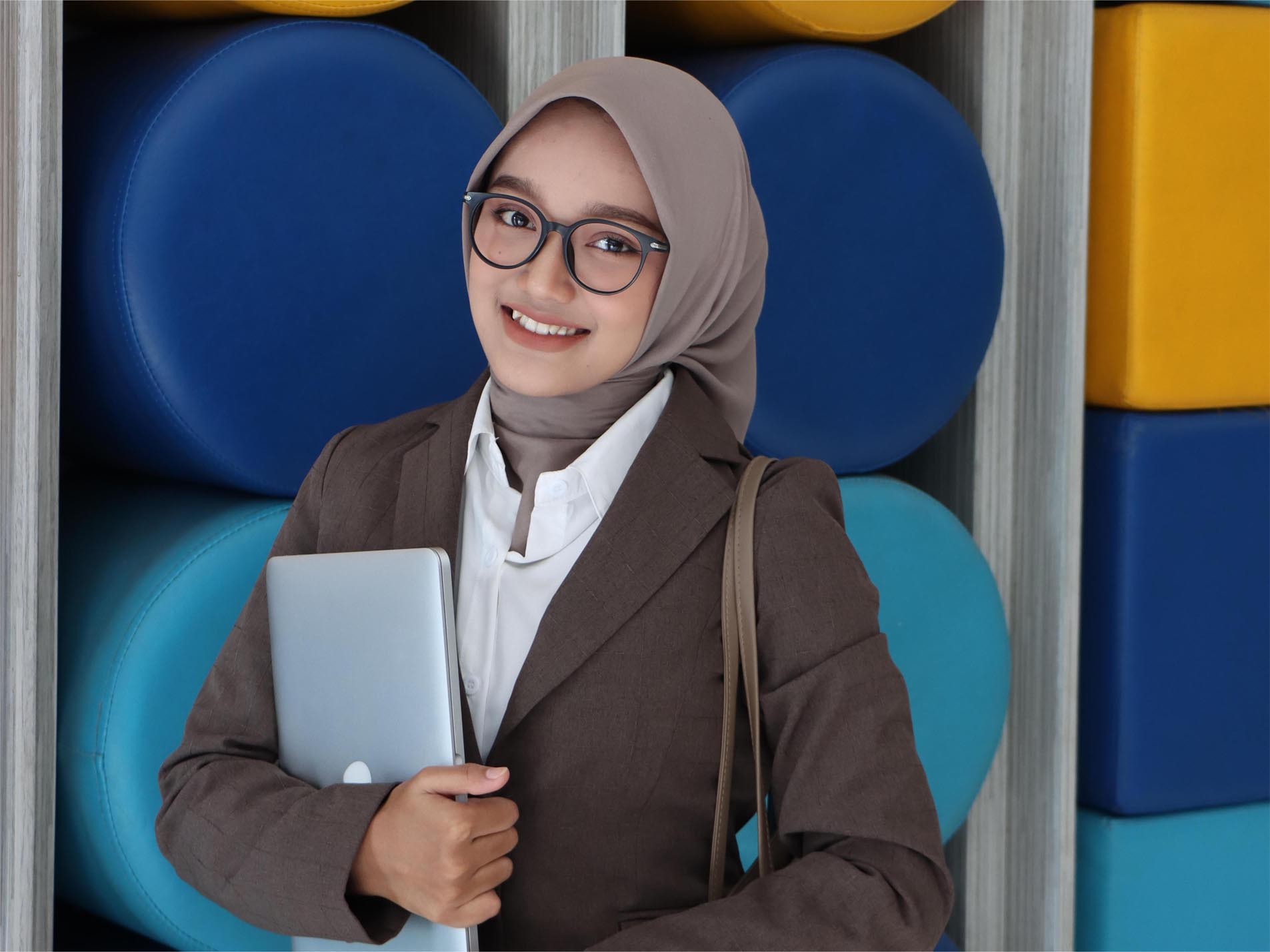 Cari tips sukses meski tidak kuliah setelah SMA/SMK? Ini Rekomendasinya untukmu!
